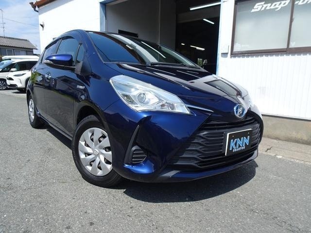 TOYOTA VITZ F