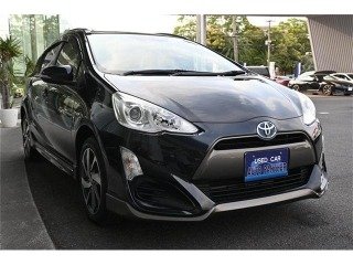 TOYOTA AQUA 1.5 X