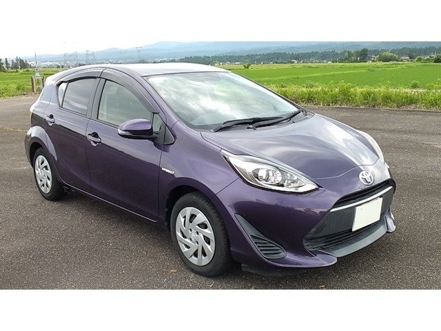 TOYOTA AQUA S