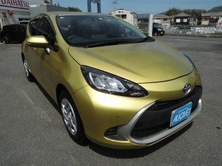 TOYOTA AQUA G