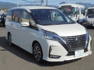 NISSAN SERENA Highway Star V