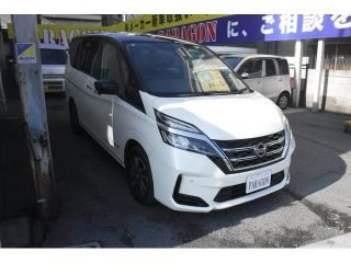NISSAN SERENA  XV