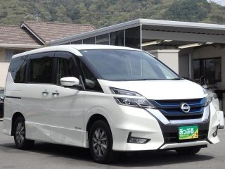 NISSAN SERENA e-POWER Highway Star V