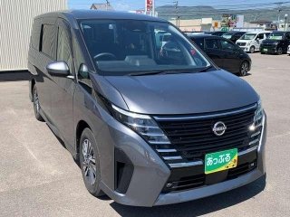 NISSAN SERENA 1.4 e-POWER Highway Star