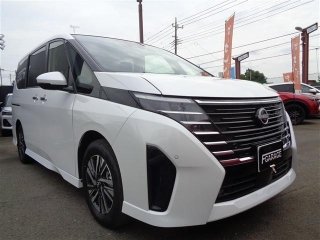 NISSAN SERENA  1.2 e-POWER Highway Star V