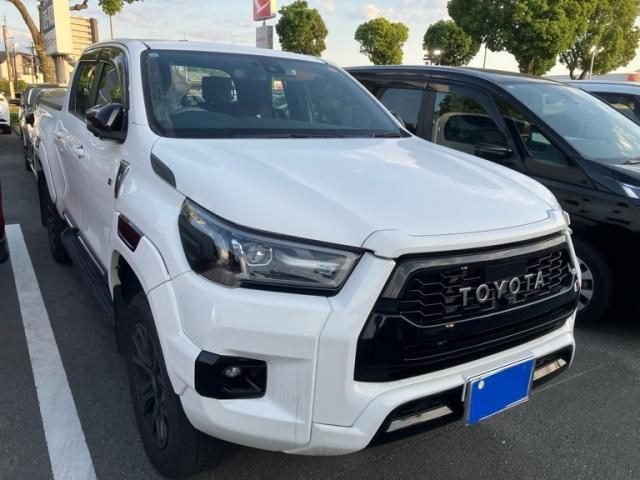 TOYOTA HILUX Z_GR Sports