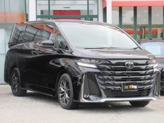 TOYOTA VELLFIRE Z Premier