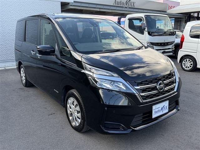 NISSAN SERENA 2.0 X
