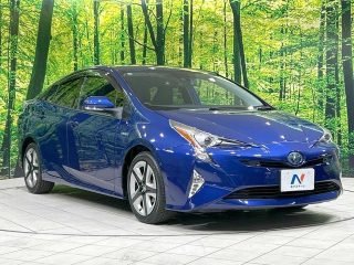 TOYOTA Prius A Touring Selection