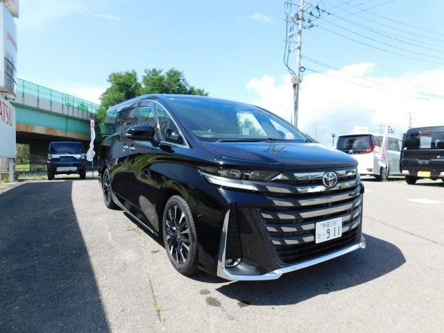TOYOTA VELLFIRE Executive Lounge