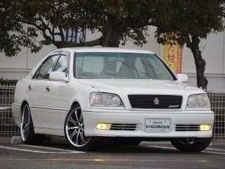 TOYOTA CROWN Royal Saloon Premium 21