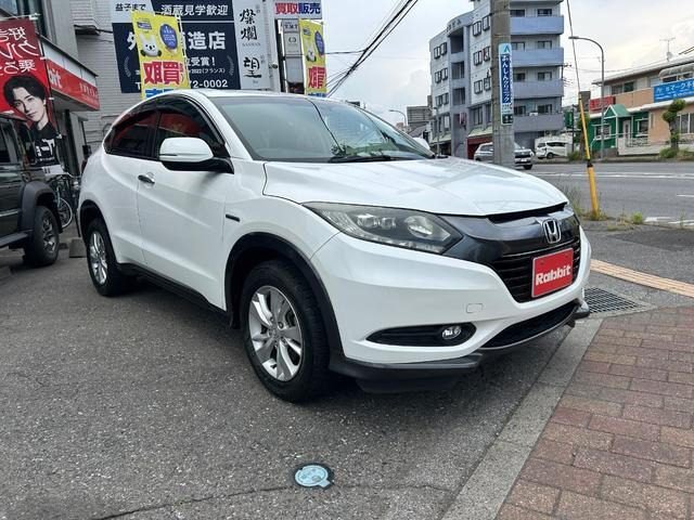 HONDA VEZEL HYBRID X