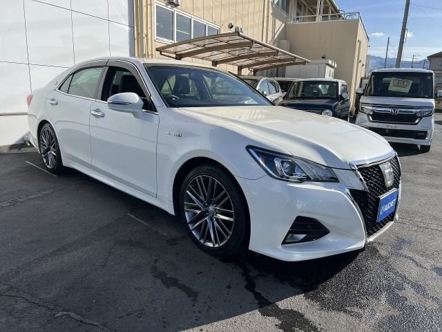 TOYOTA CROWN Athlete S