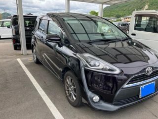 TOYOTA SIENTA Special G Quero