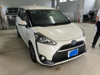 TOYOTA SIENTA Hybrid G