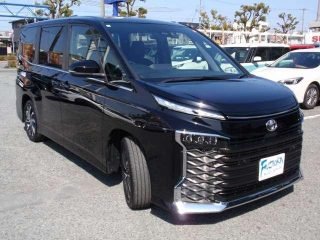 TOYOTA Voxy S-Z