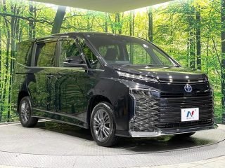 TOYOTA VOXY S-Z